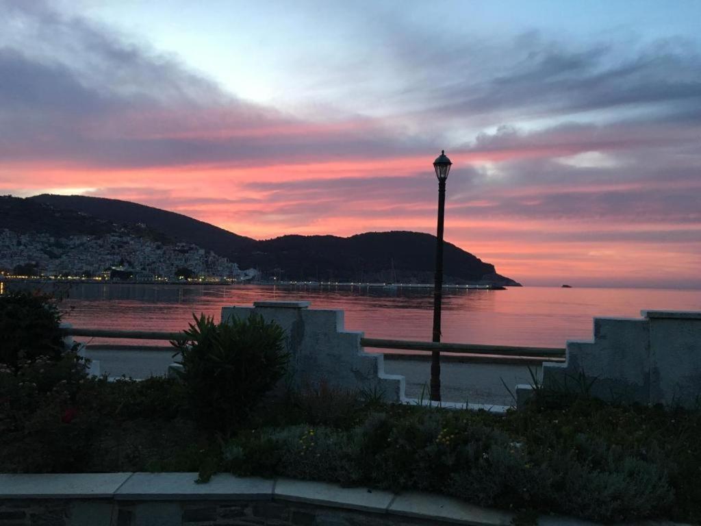 Del Sol Skopelos المظهر الخارجي الصورة